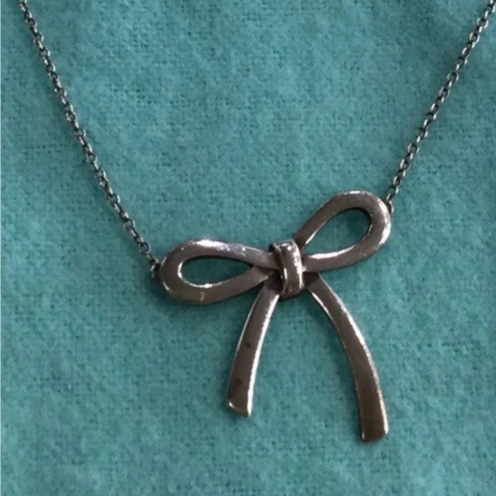 Tiffany Large Bow Ribbon Necklace 16” 925